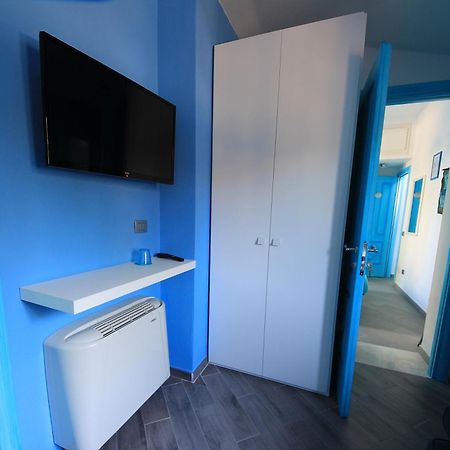 פלומיני די קווארטו La Casa Sulla Spiaggia מראה חיצוני תמונה